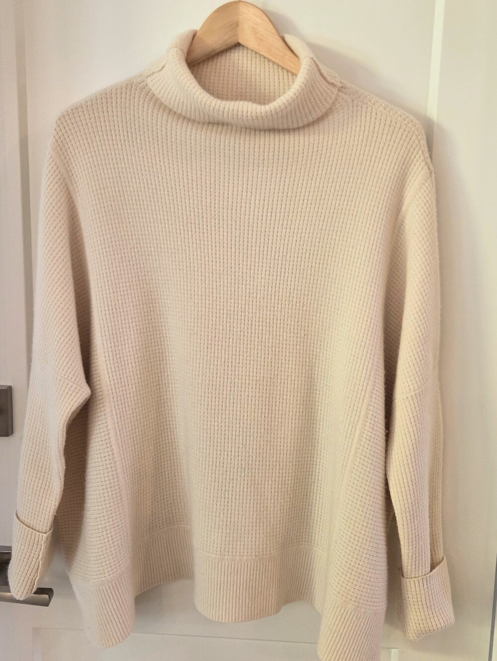 Nordstrom Collection 100% Cashmere Waffle Knit Turtleneck Sweater Cozy S/M